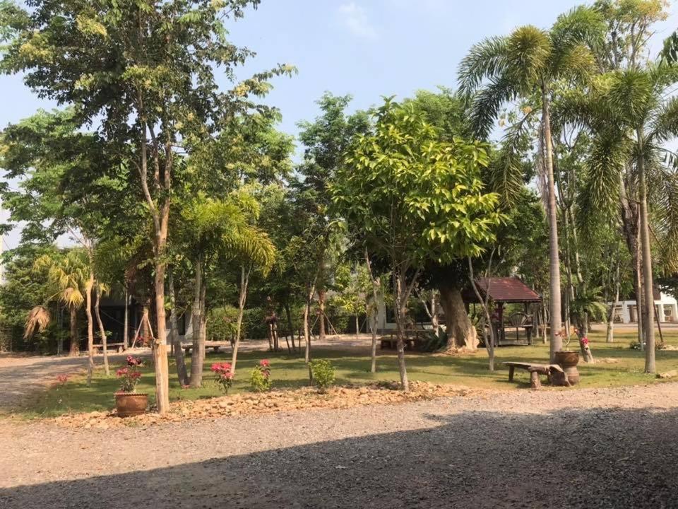 Sangkaset Resort Ban Mong Muang Exterior photo