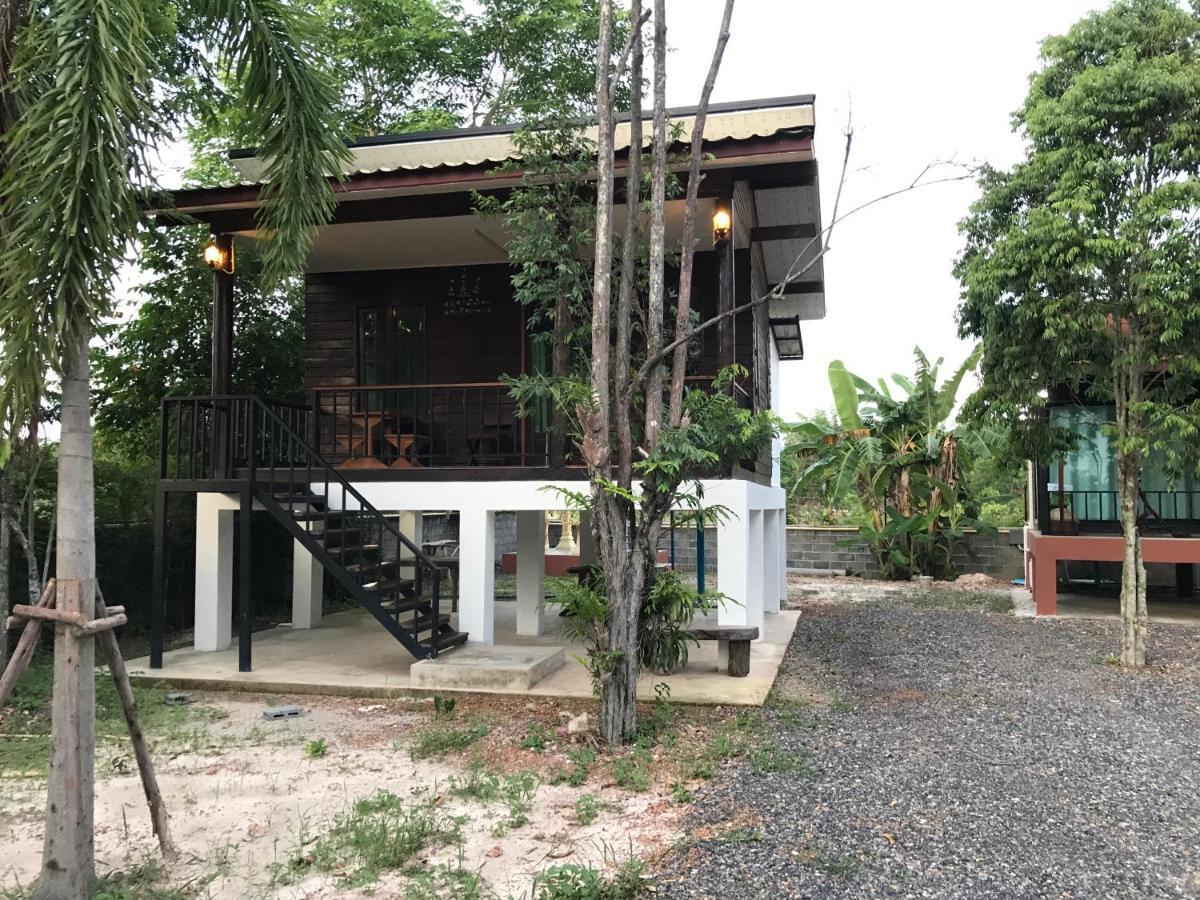 Sangkaset Resort Ban Mong Muang Exterior photo